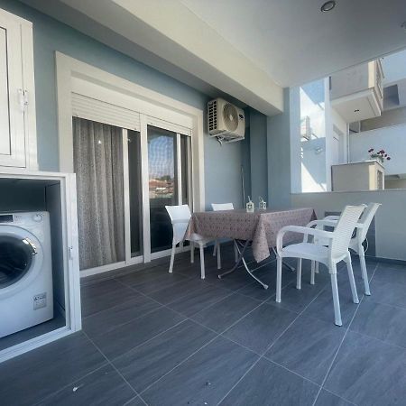 Apartamento Nastazia Néa Péramos Exterior foto