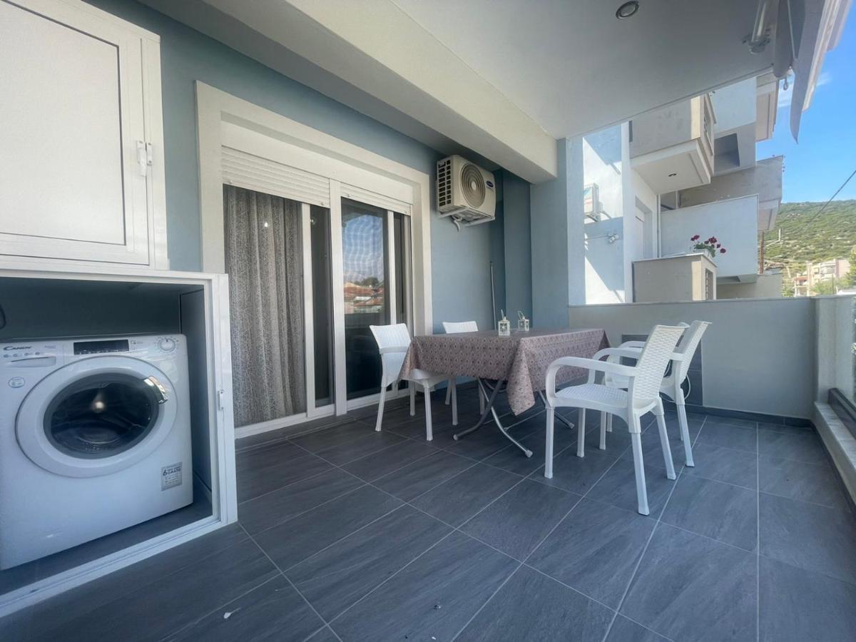 Apartamento Nastazia Néa Péramos Exterior foto