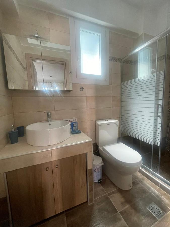 Apartamento Nastazia Néa Péramos Exterior foto